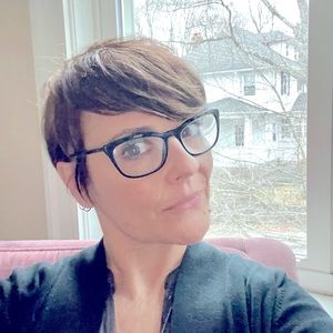 Meet your Posher, Nancy